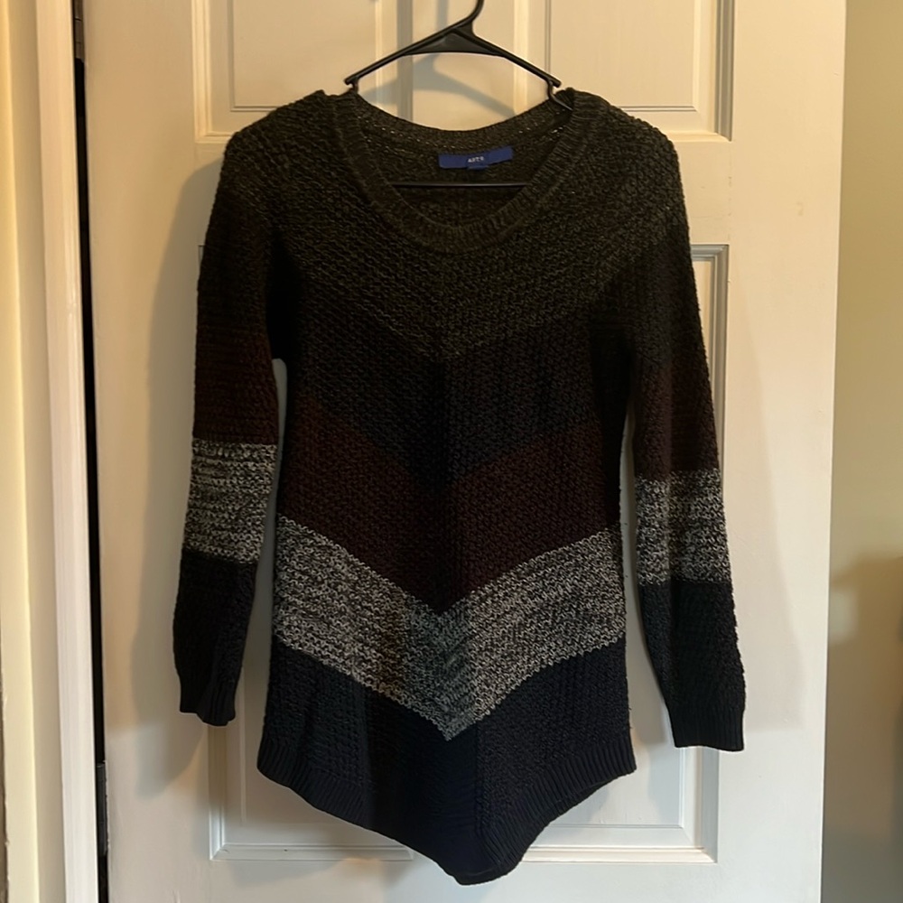 Apt. 9 sweater